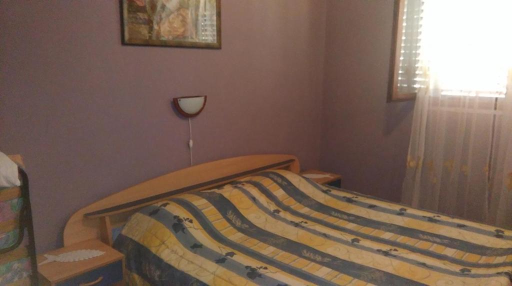 Apartment In Nin With Terrace, Air Conditioning, Wi-Fi Extérieur photo